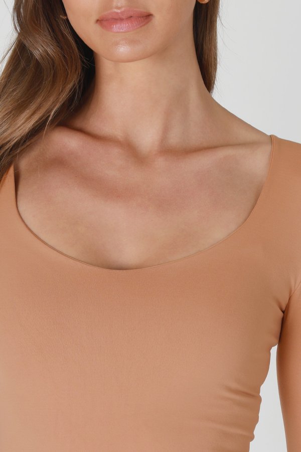Nikibiki Clean Line Sweetheart LS Top