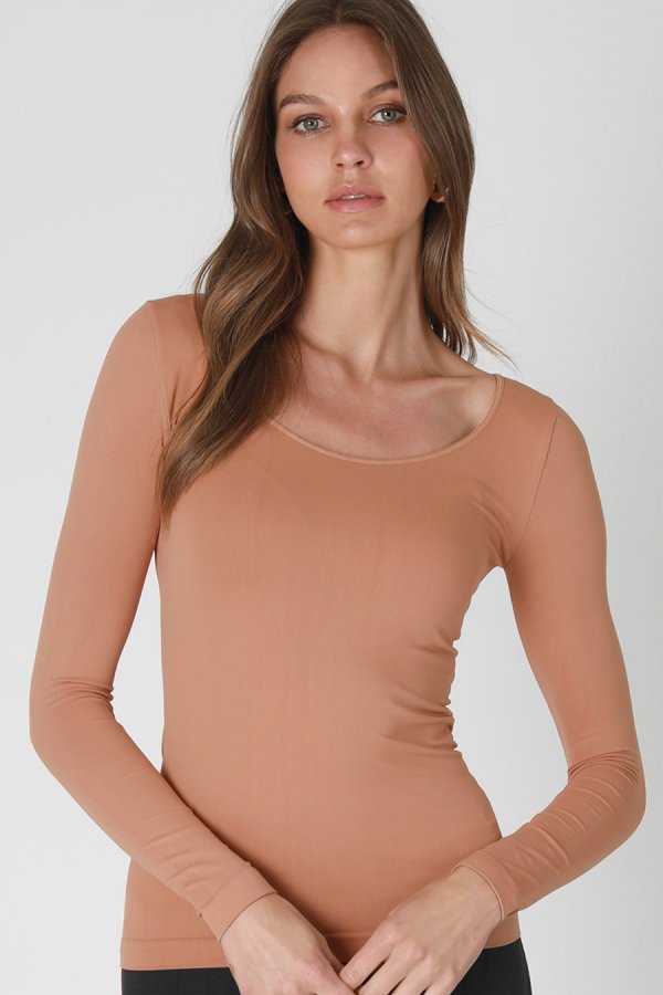 nikibiki Long Sleeve Scoop Neck Top