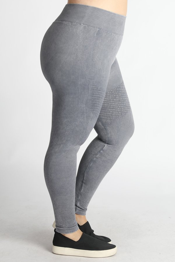 Nikibiki Plus Size Vintage Moto Jeggings