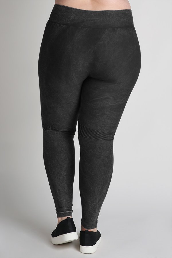 Nikibiki Plus Size Vintage Moto Leggings