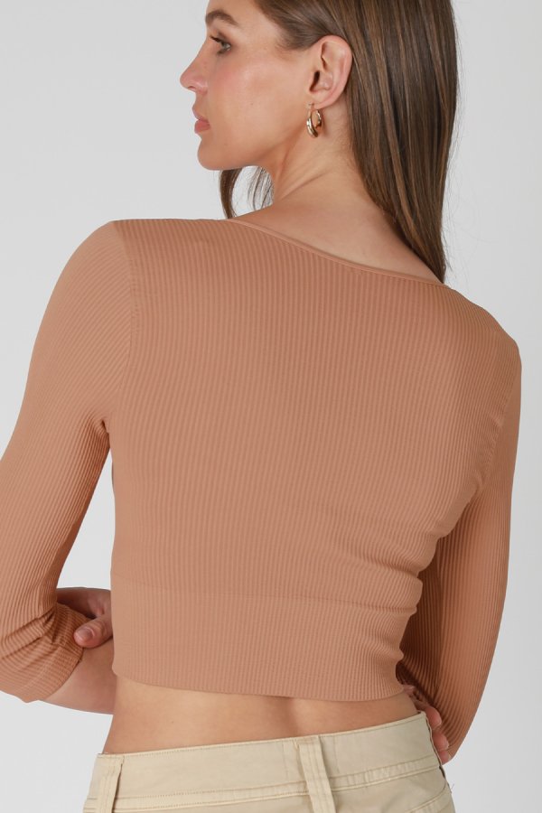 Nikibiki Ribbed 3/4 Sleeve V Neck Crop Top