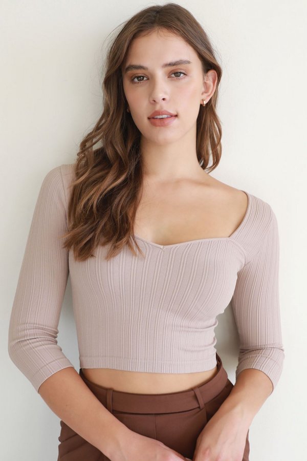 nikibiki Sweetheart 3/4 Sleeve Crop Top