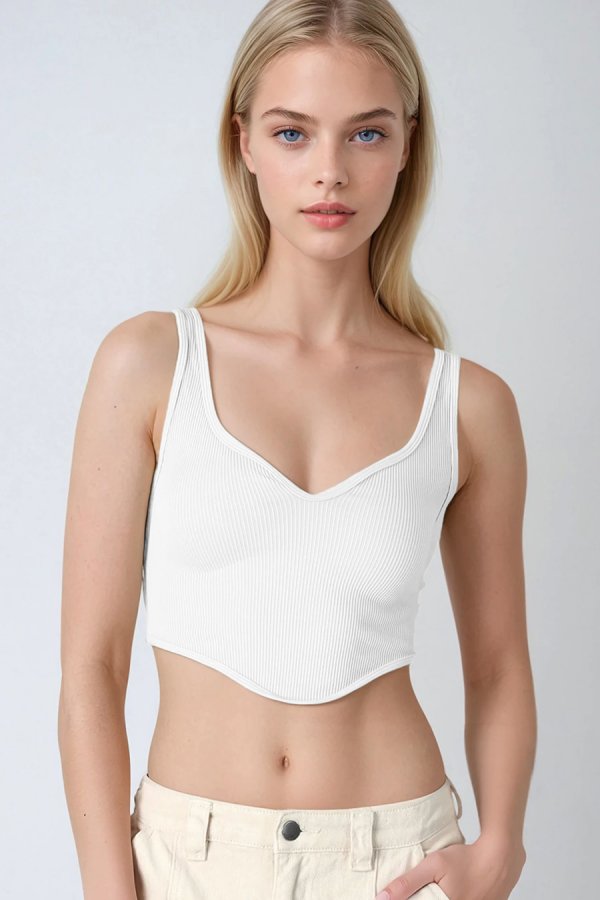 nikibiki Sweetheart Curved Hem Top