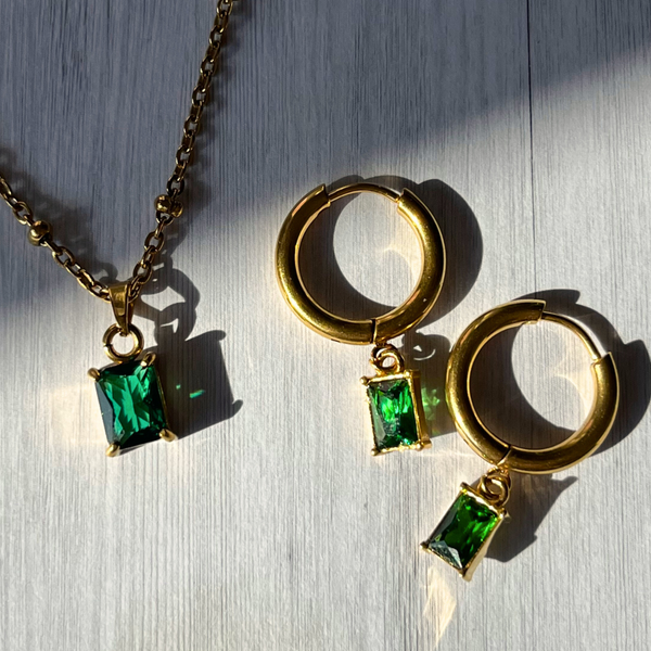 Nikita By Niki EMERALD PENDANT NECKLACE & EARRING SET