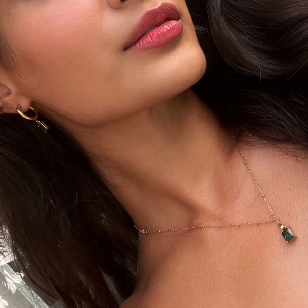 nikita by niki EMERALD PENDANT NECKLACE & EARRING SET