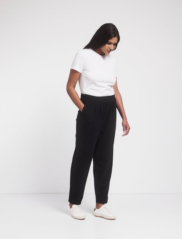 Ninety Percent Flax Jersey Travel Pant In Black