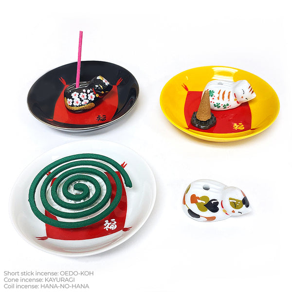 Nippon Kodo ARITA PLATE With Sleepy Cat Holder - Gray Tiger