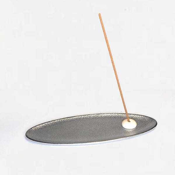 Nippon Kodo METAL INCENSE PLATE - Oval Silver