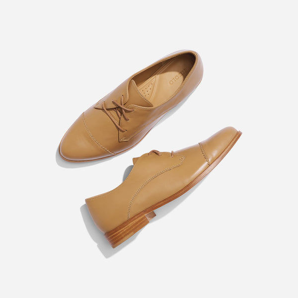 Nisolo Emilia Cap Toe Oxford Almond