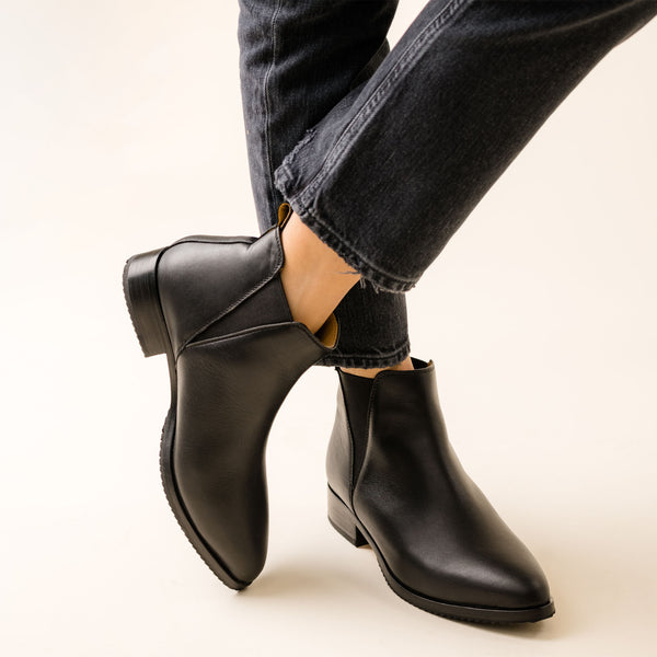 Nisolo Eva Everyday Chelsea Boot