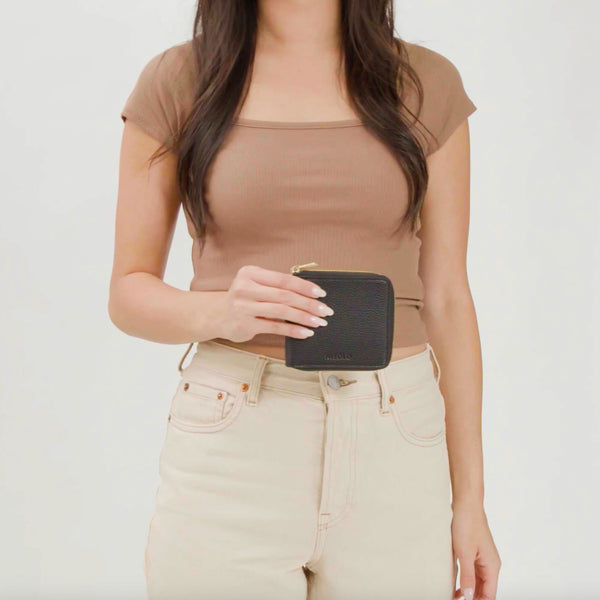 Nisolo Remi Zip Wallet
