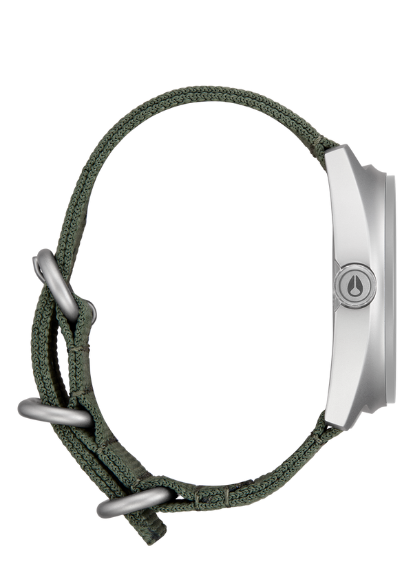 Nixon Clutch 42 | Matte Silver / Thyme | 42mm Analog Watch