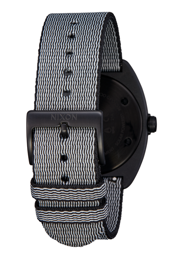 Nixon Light-Wave Watch | All Black | Solar-Powered & Eco-Friendly