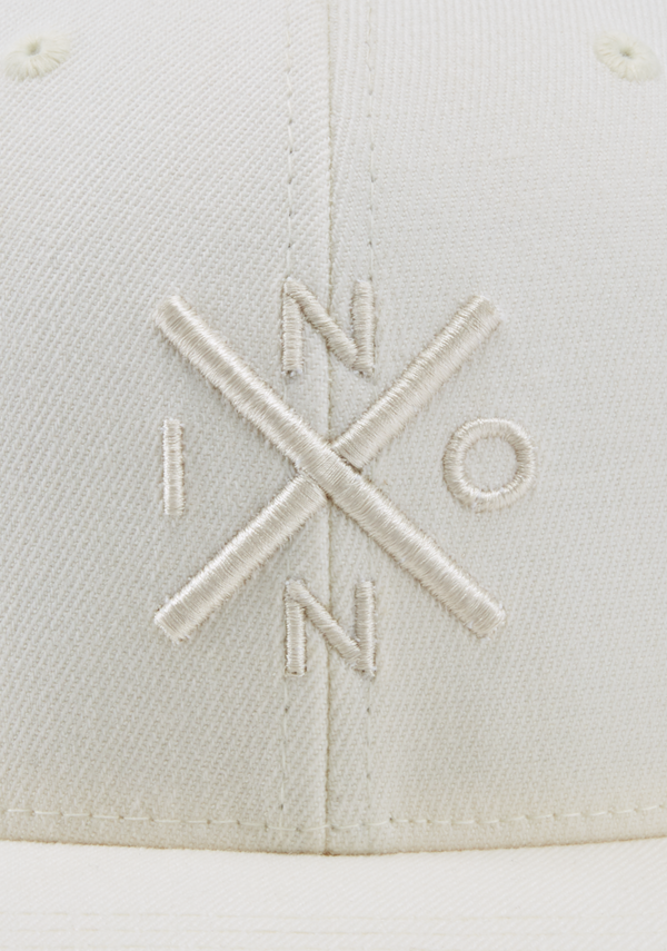 Nixon Exchange Flexfit Hat | Cream / Taupe