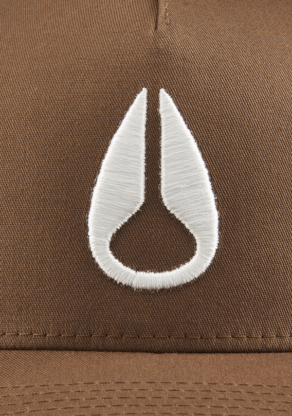 Nixon Iconed Trucker Hat | Brown / Off White
