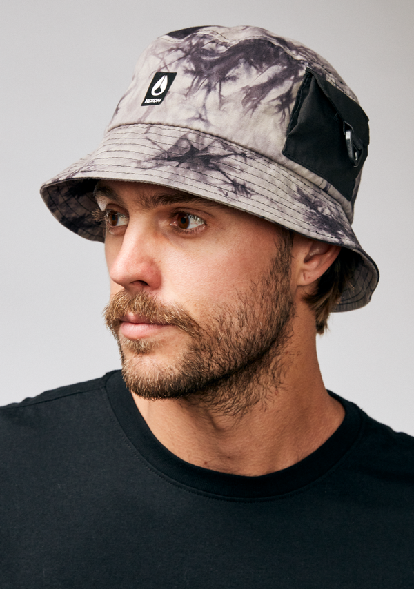 Nixon Trifle Bucket | Black