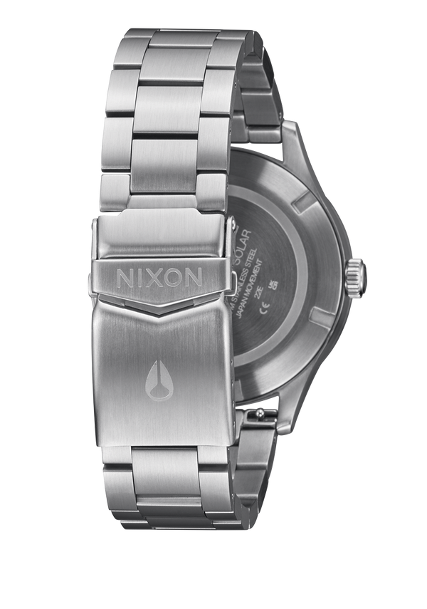 Nixon Sentry Solar Stainless Steel | Navy Sunray / Silver | Blue Face Silver Watch