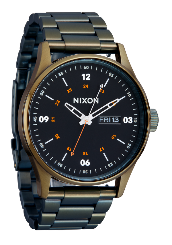 Nixon Sentry Stainless Steel Watch | Dark Olive / Black | Men's Stainless Steel