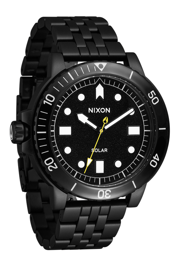 Nixon Stinger 44 Watch | All Matte Black / Black | Stainless Steel Dive Watch | Solar-Powered
