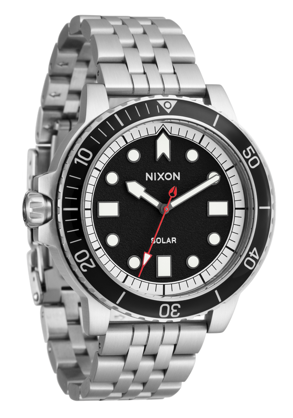 Nixon Stinger 44 Watch | Silver / Black / White | Stainless Steel Dive Watch | Solar-Powered