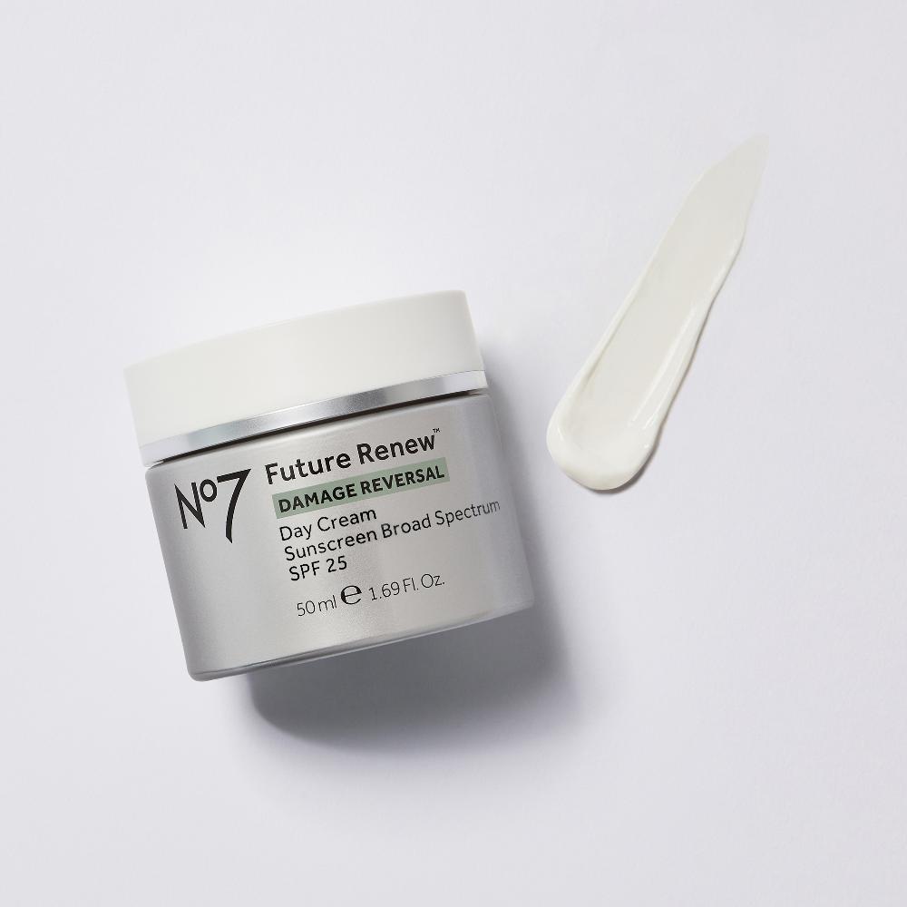 No7 Future Renew Damage Reversal Day Cream SPF 25