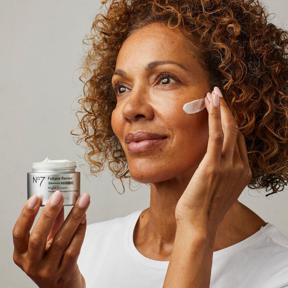 No7 No7 Future Renew™ Damage Reversal Night Cream