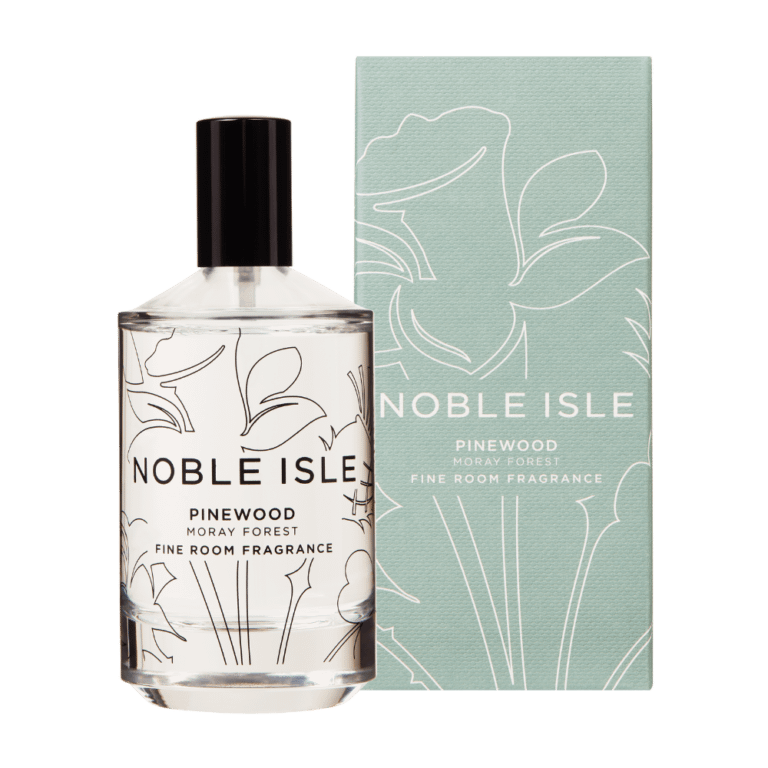 noble isle Pinewood Fine Room Fragrance