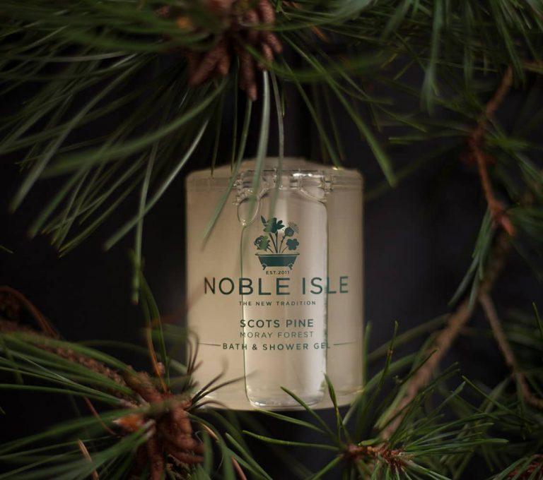 noble isle Scots Pine Luxury Bath & Shower Gel