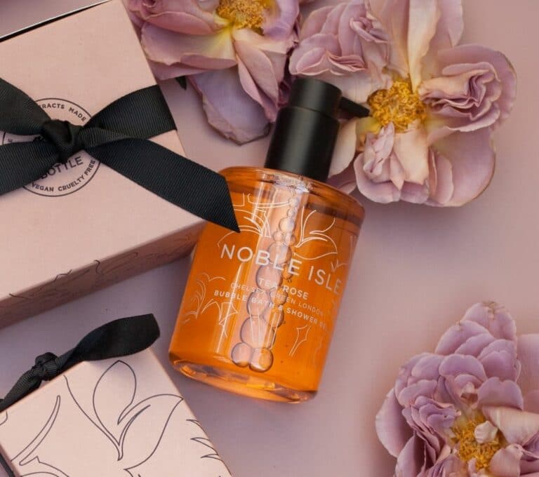 Noble Isle Tea Rose Luxury Bubble Bath & Shower Gel