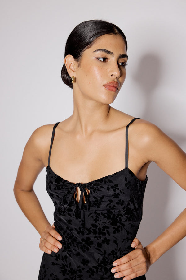 Nobody’s Child Black Floral Jacquard Velvet Analie Midi Dress