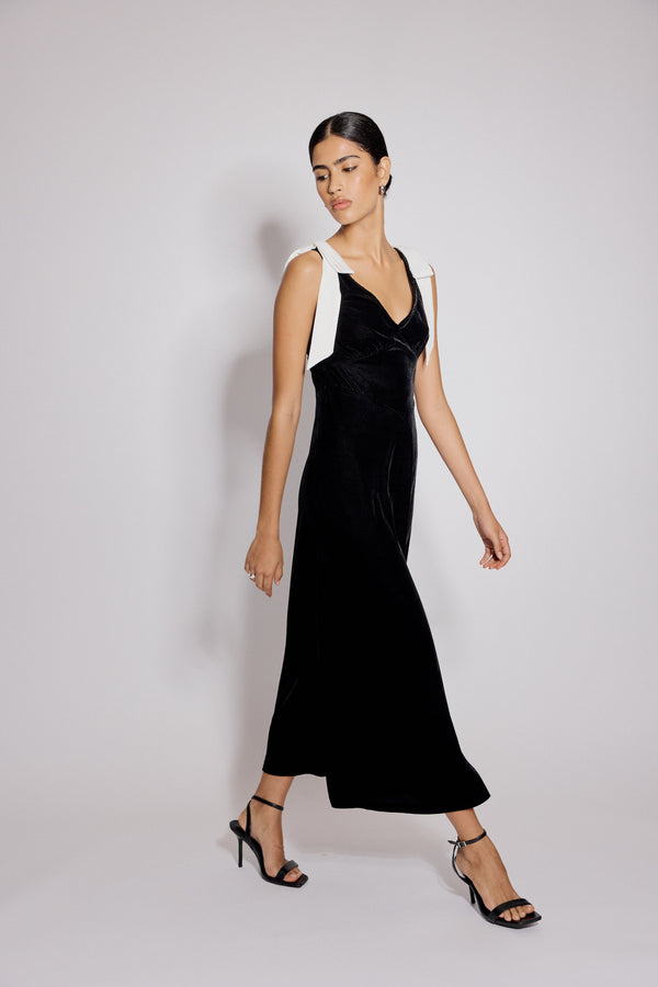 Nobody’s Child Black Velvet Bow Shoulder Lenka Midi Dress