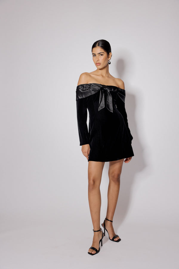 nobody’s child Black Velvet Off Shoulder Bow Capricorn Mini Dress