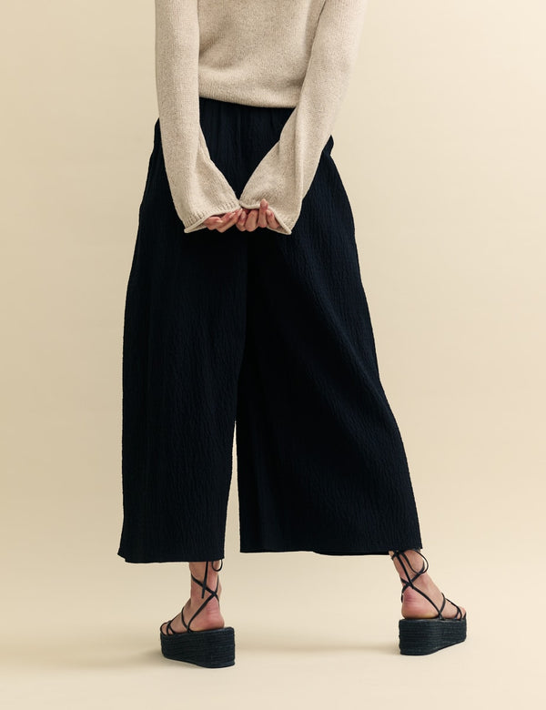 Nobody’s Child Black Wide Leg Cropped Zeena Trousers