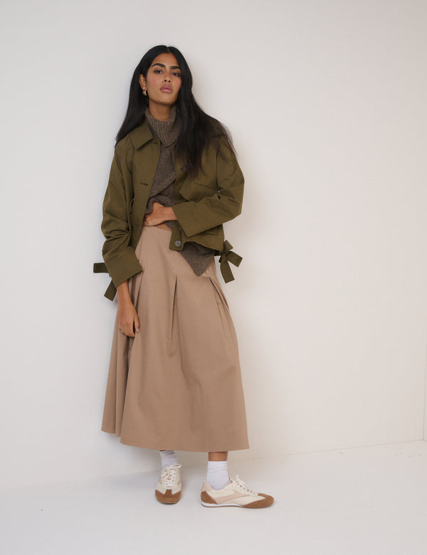 nobody’s child Beige Pleated Midi Skirt