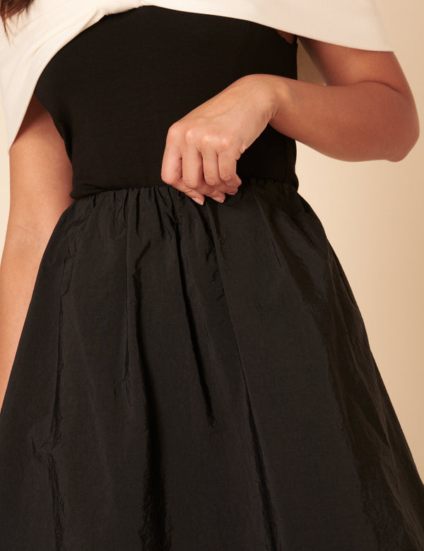 Nobody’s Child Black A-line Midi Skirt