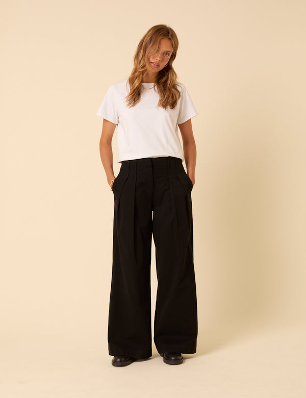 nobody’s child Black Pleated High-Waisted Trousers