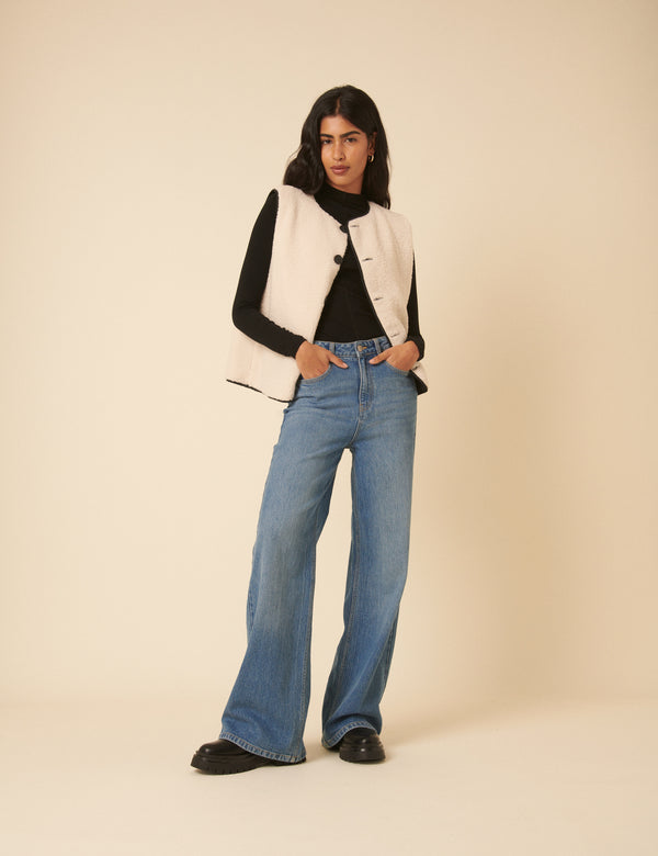 Nobody’s Child Black Quilted Borg Reversible Gilet