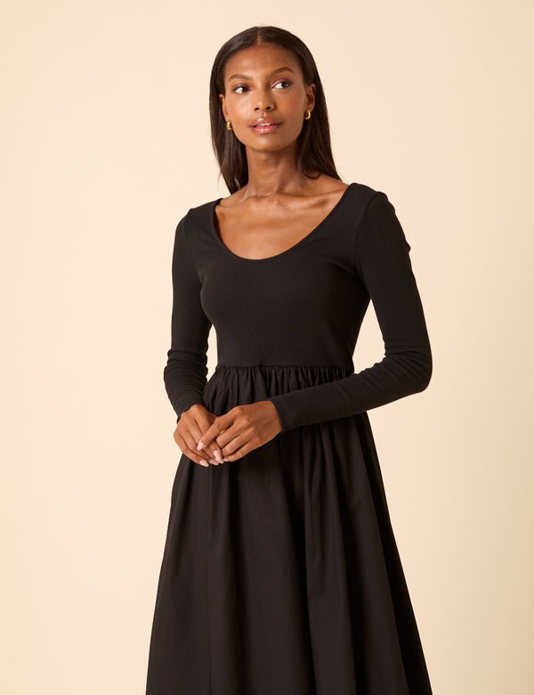 Nobody’s Child Black Scoop Neck A-Line Midi Dress