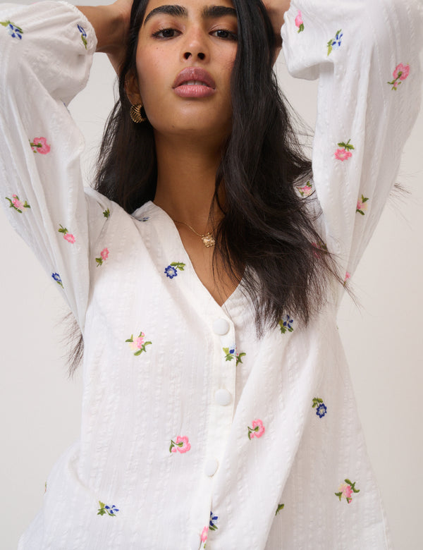 Nobody’s Child White Floral Embroidered Blouse