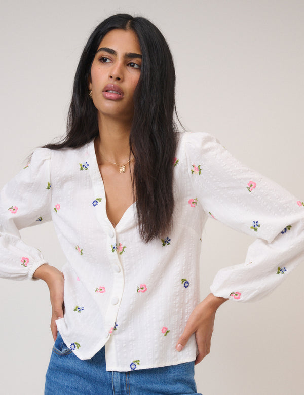 nobody’s child White Floral Embroidered Blouse