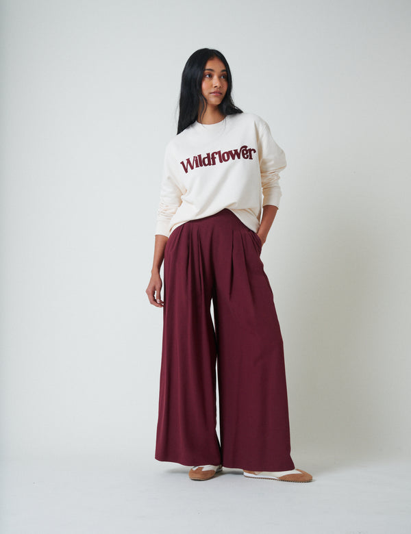 Nobody’s Child White Wildflower Sweatshirt