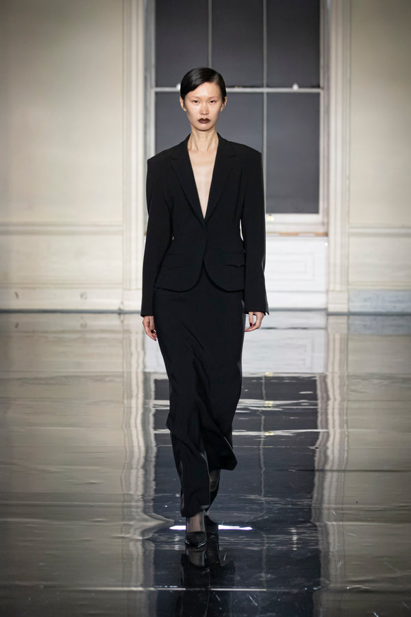 Noon By Noor Selkie Skrit In Black