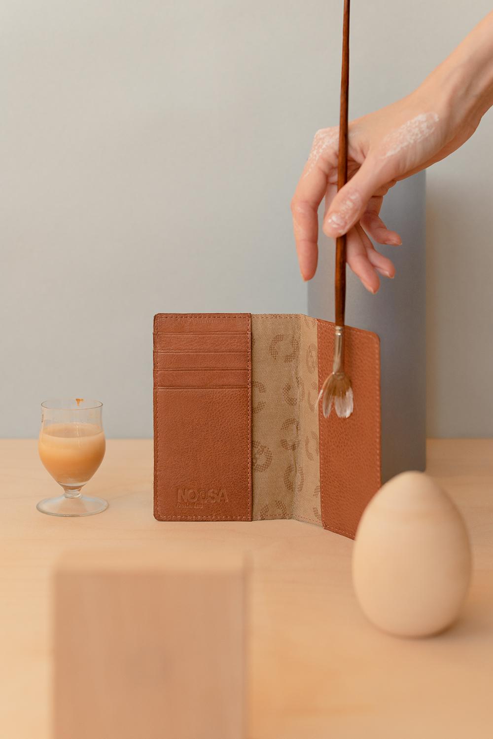 NOOSA Heimdall Passport Holder Mid Brown