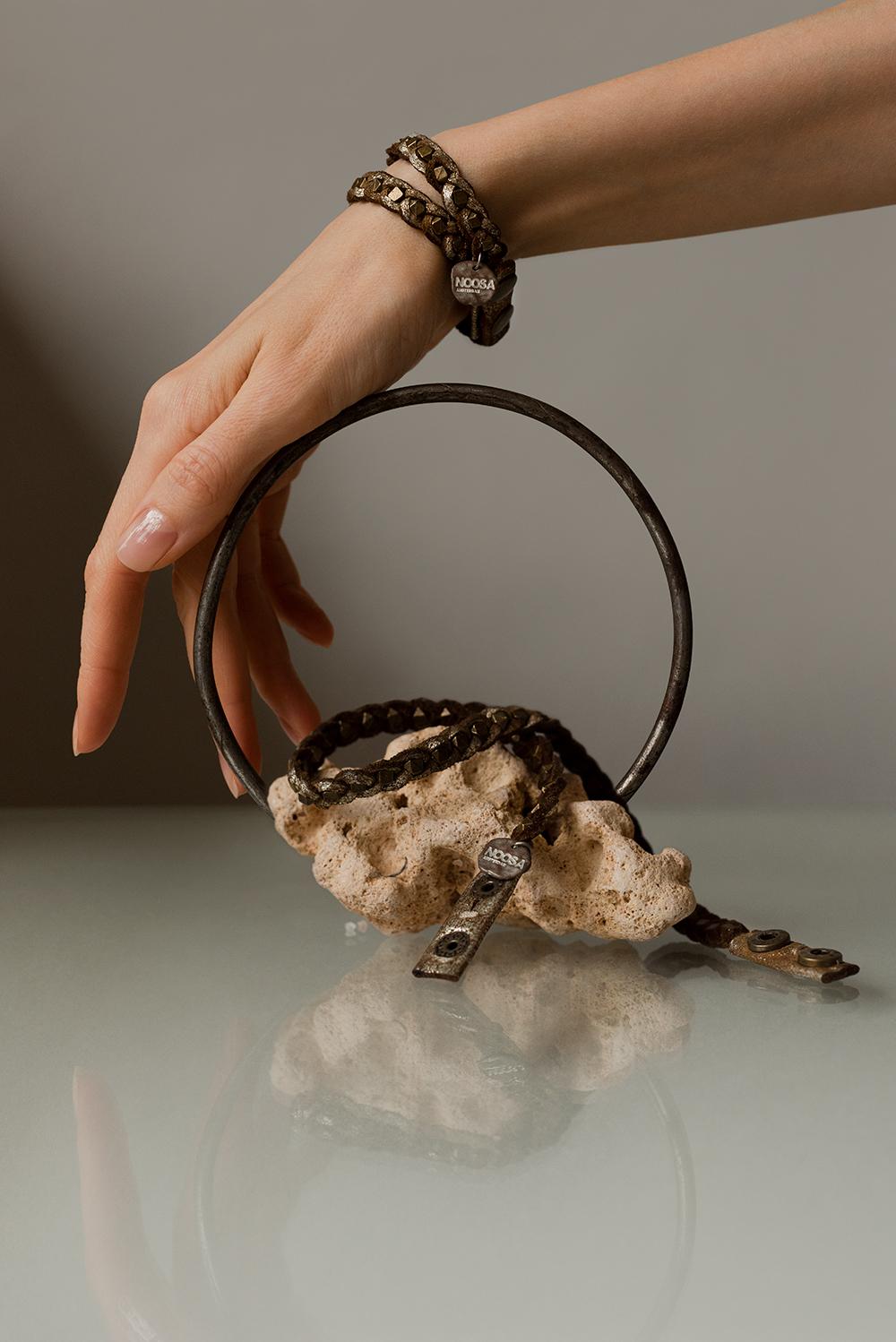 NOOSA Oshun luck bracelet metallic gold