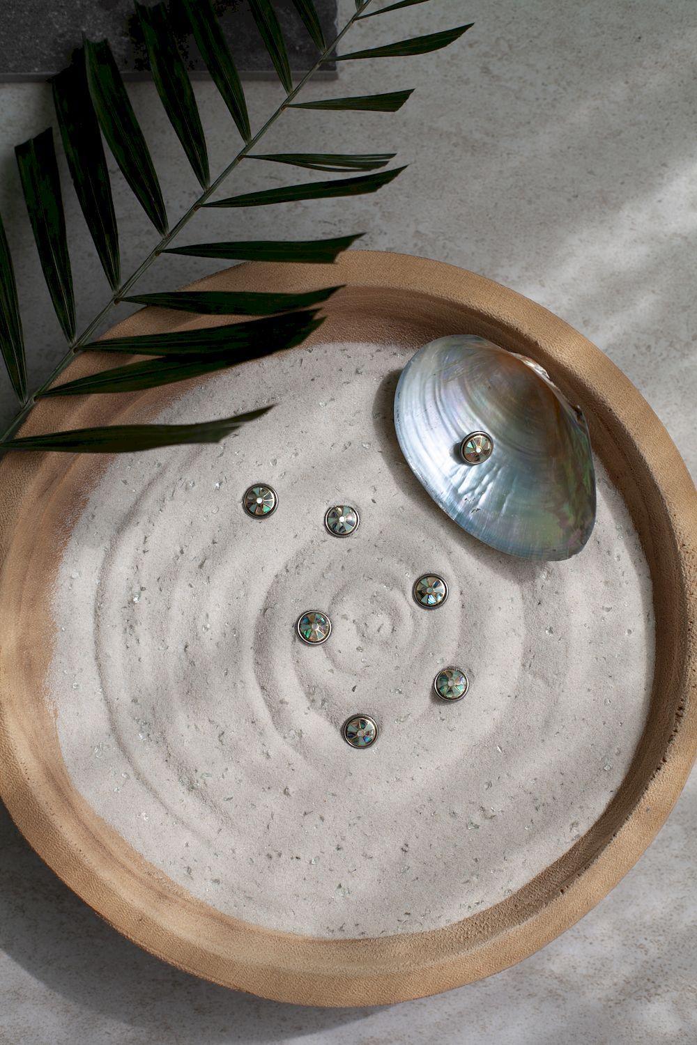 NOOSA Petite Yantra Abalone