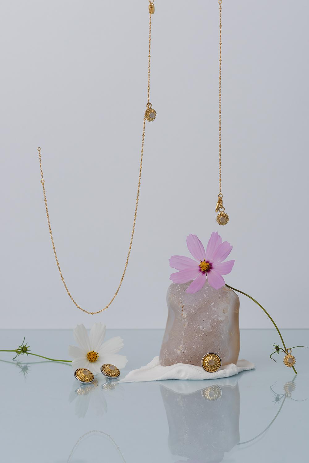 NOOSA Relic Calendula Pendant