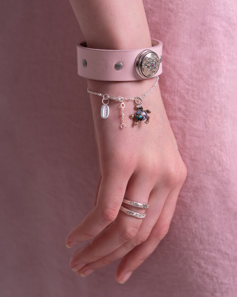 NOOSA Relic Sea Turtle Pendant