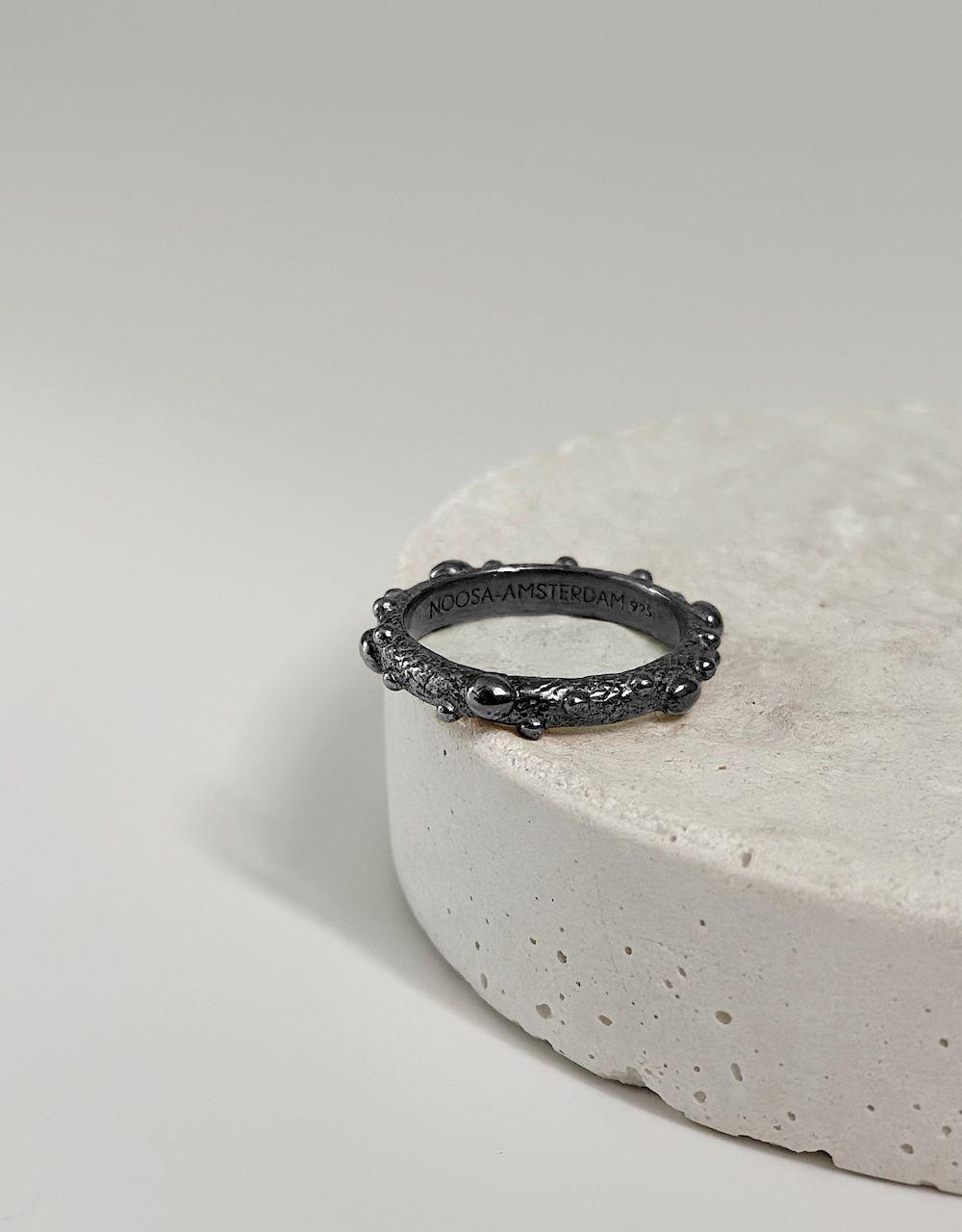 NOOSA Ring Bumps oxidized silver