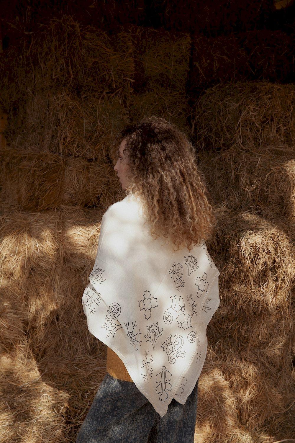 NOOSA Scarf Beige-black Without Chunk®