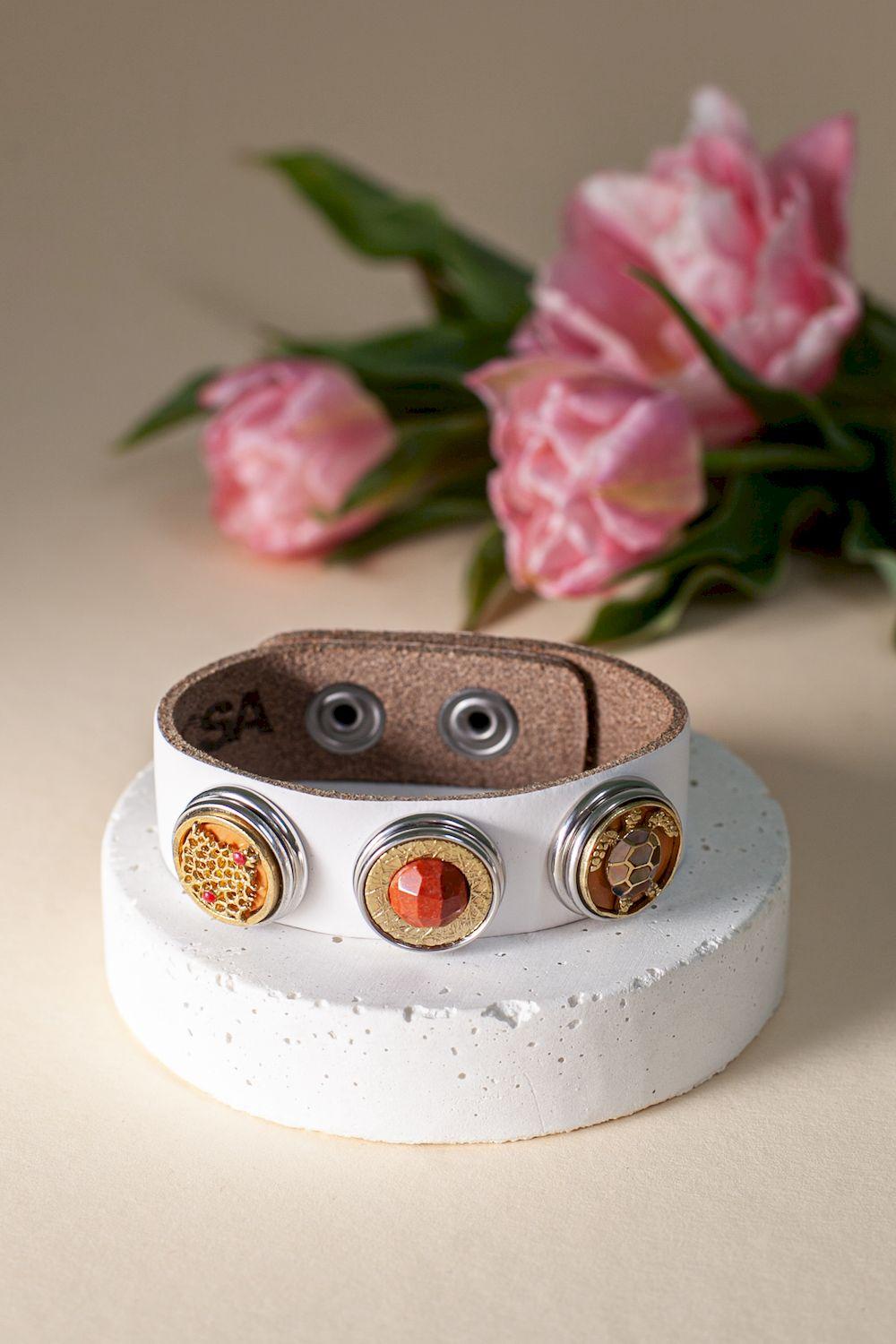 NOOSA Sea turtle coral